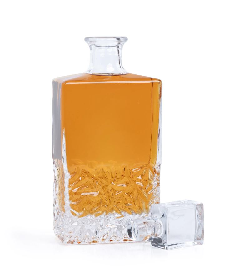 Whiskey Decanter 750mL Hammered/ Chiseled UV DTF printed