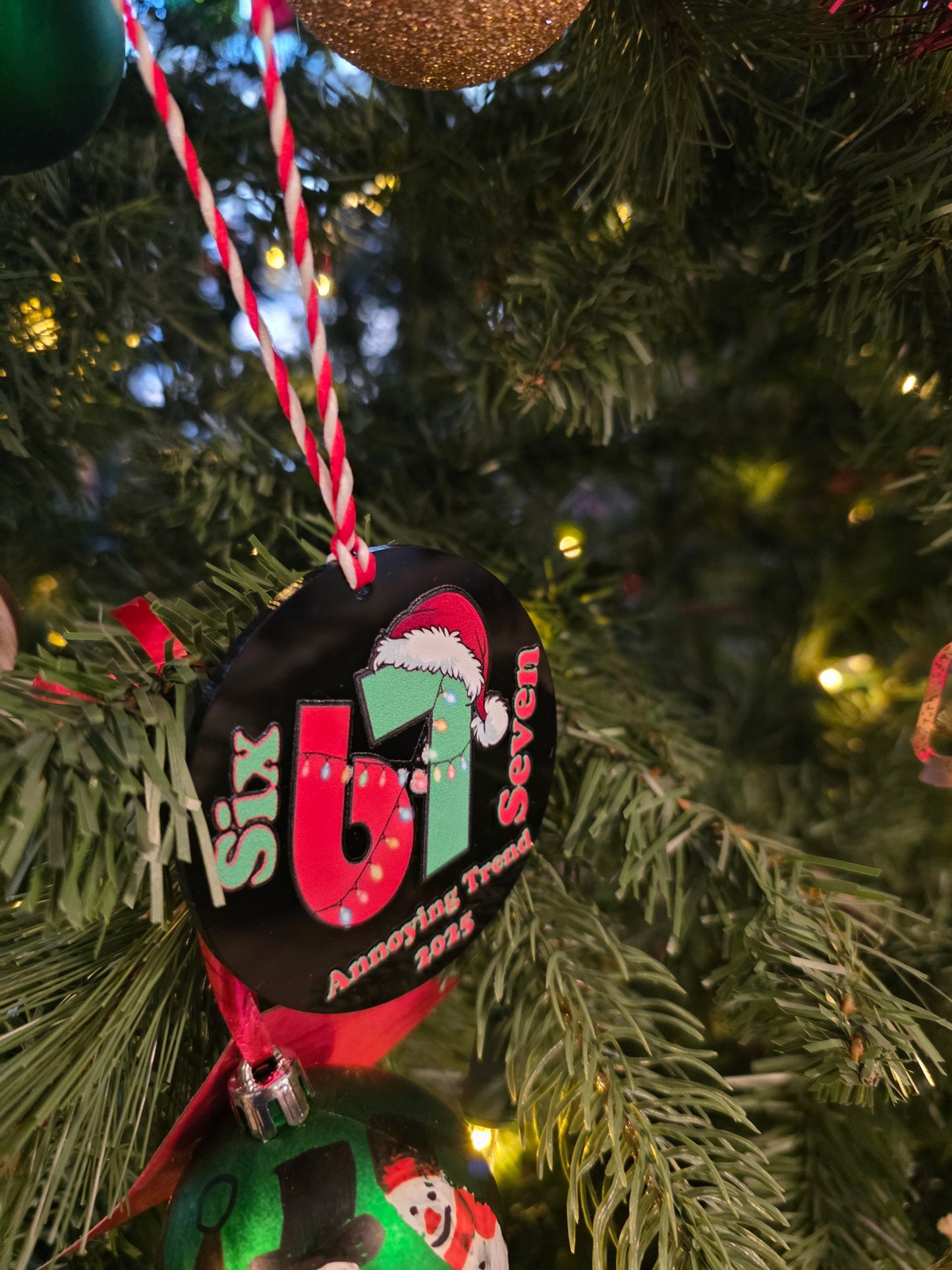 6-7 Annoying Trend Christmas Ornament 2025 – Funny Holiday Decor, Trend Meme Gift, Limited Edition Ornament